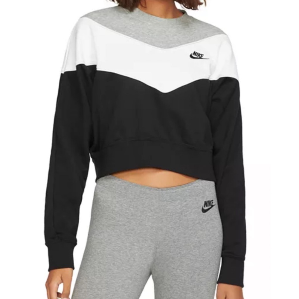 Nike Tri-Tone Crewneck Sweatshirt